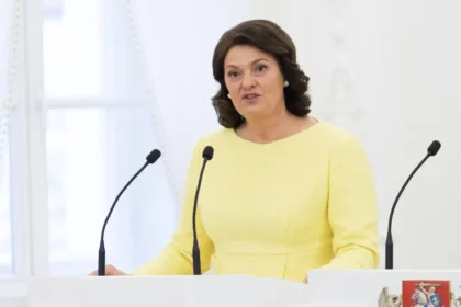 Lietuvos Pirmoji Ponia Pasveikino / Nuotrauka: delfi.lt (Brave)